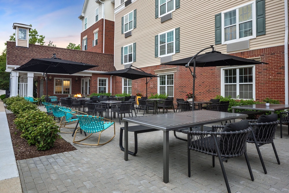 TownePlace Suites by Marriott Chicago Lombard - photo 21