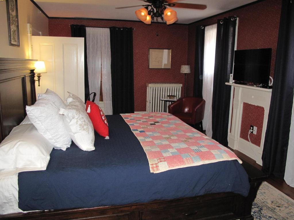 Georges on York B&B - photo 2