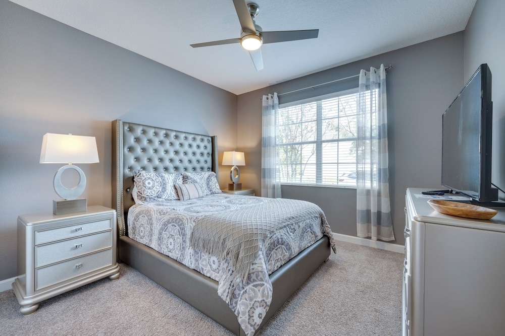 Chic Villa with Resort Perks about 10 Mi to Disney - photo 27