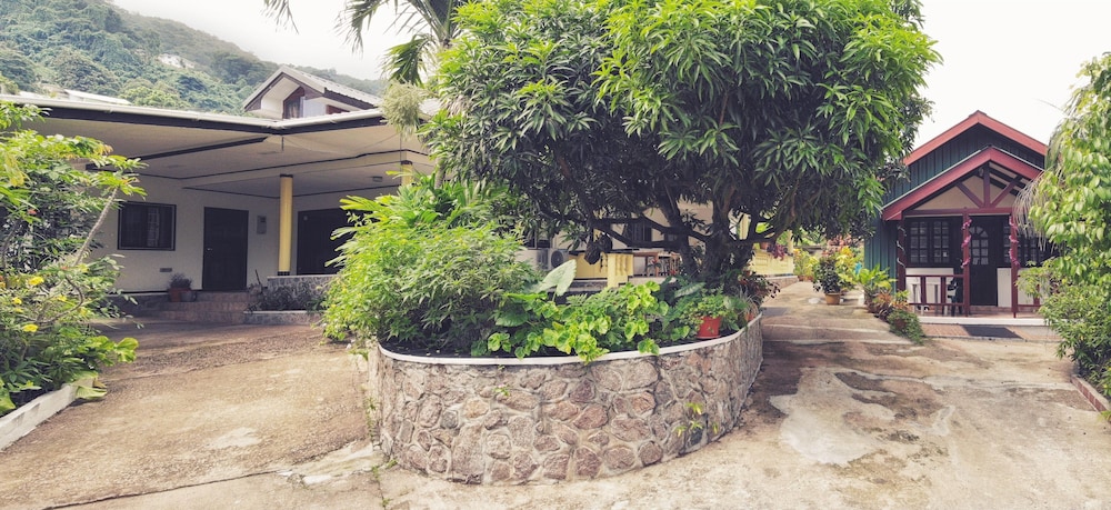 Lapasyans Self Catering in Beau Vallon, Seychelles