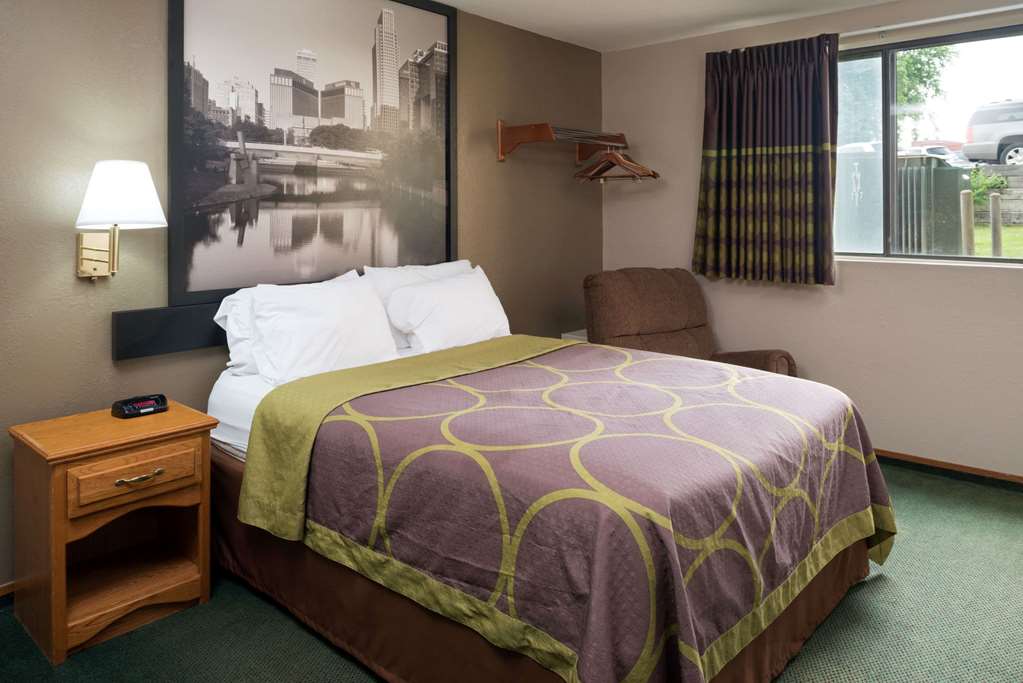 Super 8 by Wyndham Omaha NE - photo 14