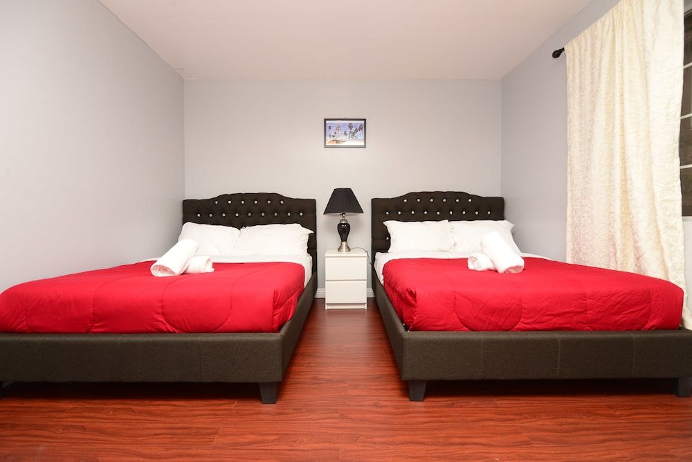 Cozy Hollywood - photo 13