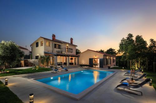 Villa Perla Verde — 4-Star Luxury Hotel in Labin, Croatia