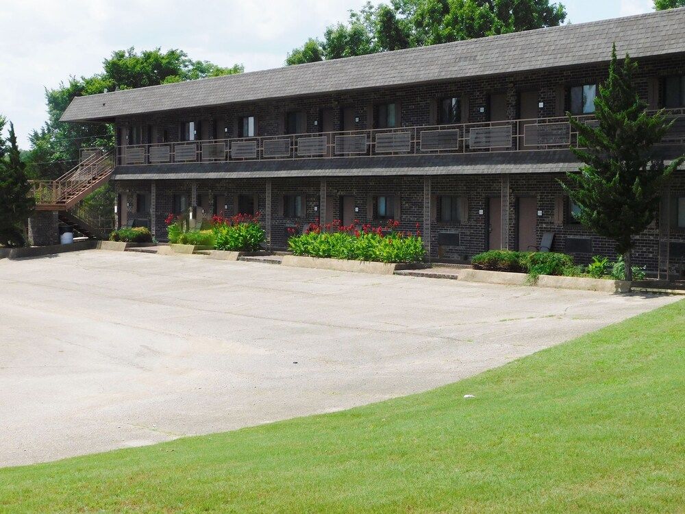 Cedar Glade Resort - photo 7