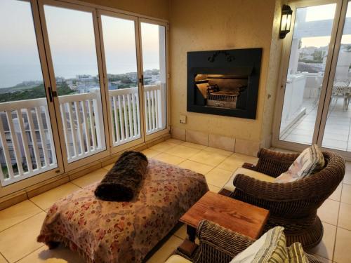 Villa Penthouse 17 5 — 4-Star Luxury Hotel in Mossel Bay, South Africa