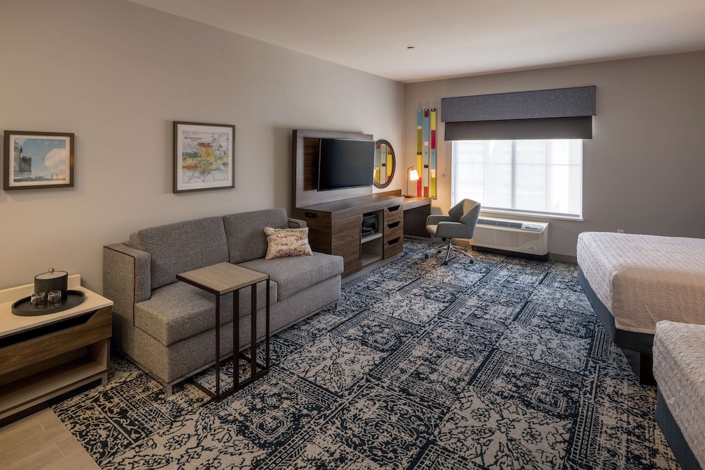 Hampton Inn & Suites Huntington Downtown - photo 8