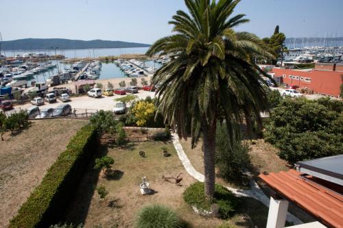 Yacht Beach Apartments — 4-Star Luxury Hotel in Trogir, Croatia