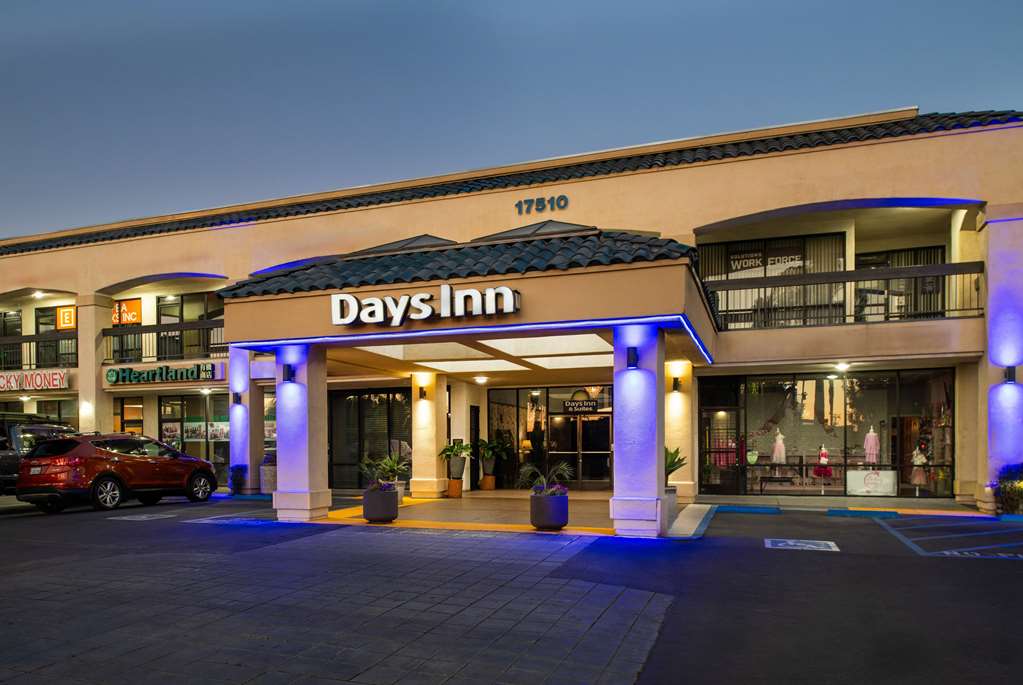 Days Inn & Suites by Wyndham Artesia — hotel in Artesia