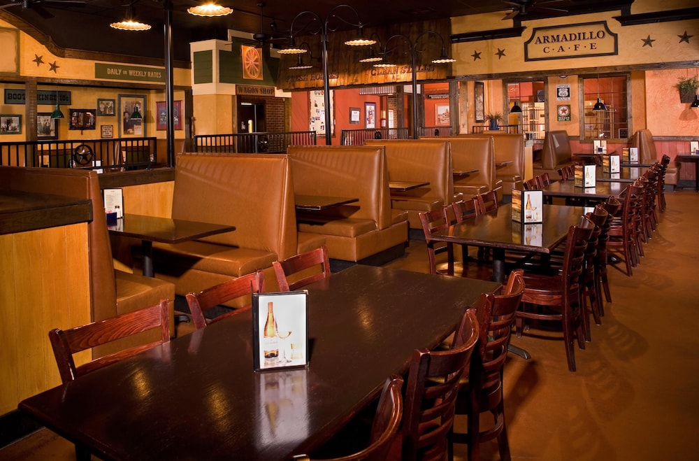 DoubleTree by Hilton Hotel Rocky Mount - photo 13