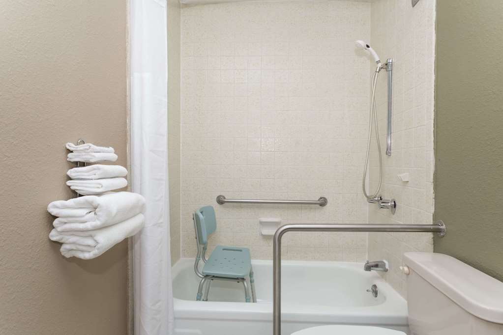 Super 8 by Wyndham Sterling CO - photo 12