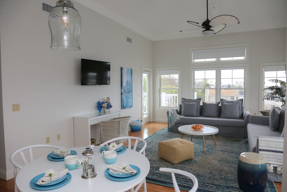 The Sea Breeze Inn - photo 38
