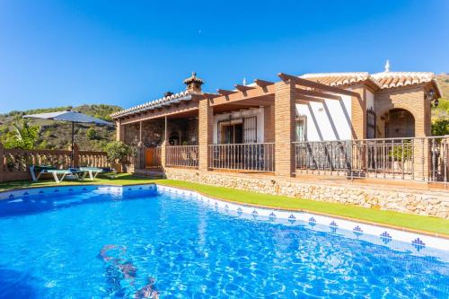 Villa Bonifacio — 4-Star Luxury Hotel in Nerja, Spain