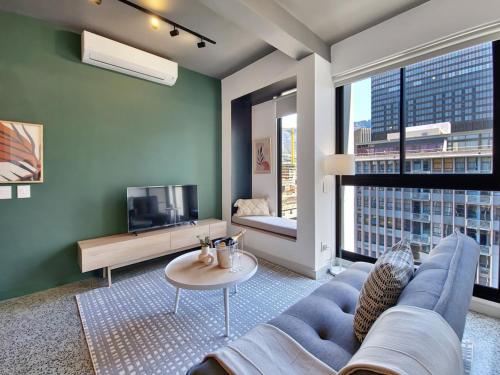 9Th Floor Views Couples Dream Wifi Pool