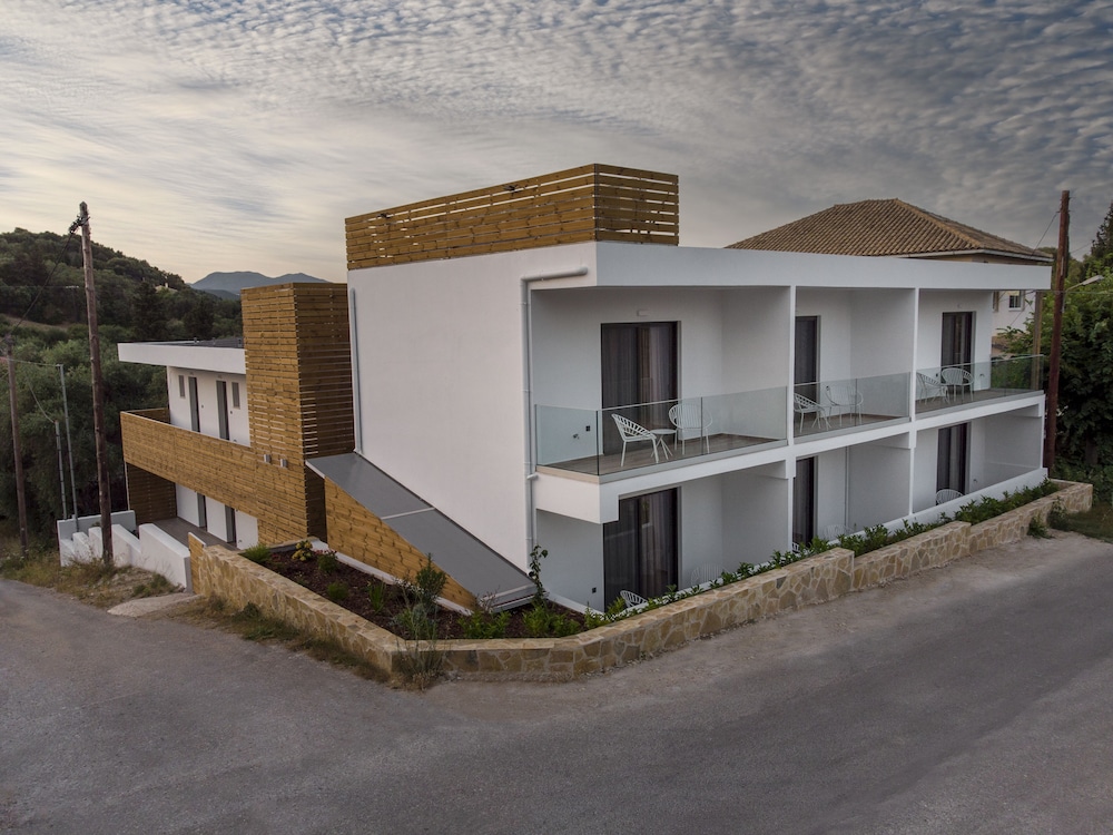 Sigma Luxury Rooms in Igoumenitsa, Greece