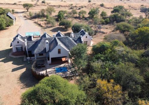 Zebula 1 Pela Lodge 4 bedroom house — 4-Star Luxury Hotel in Warmbaths, South Africa