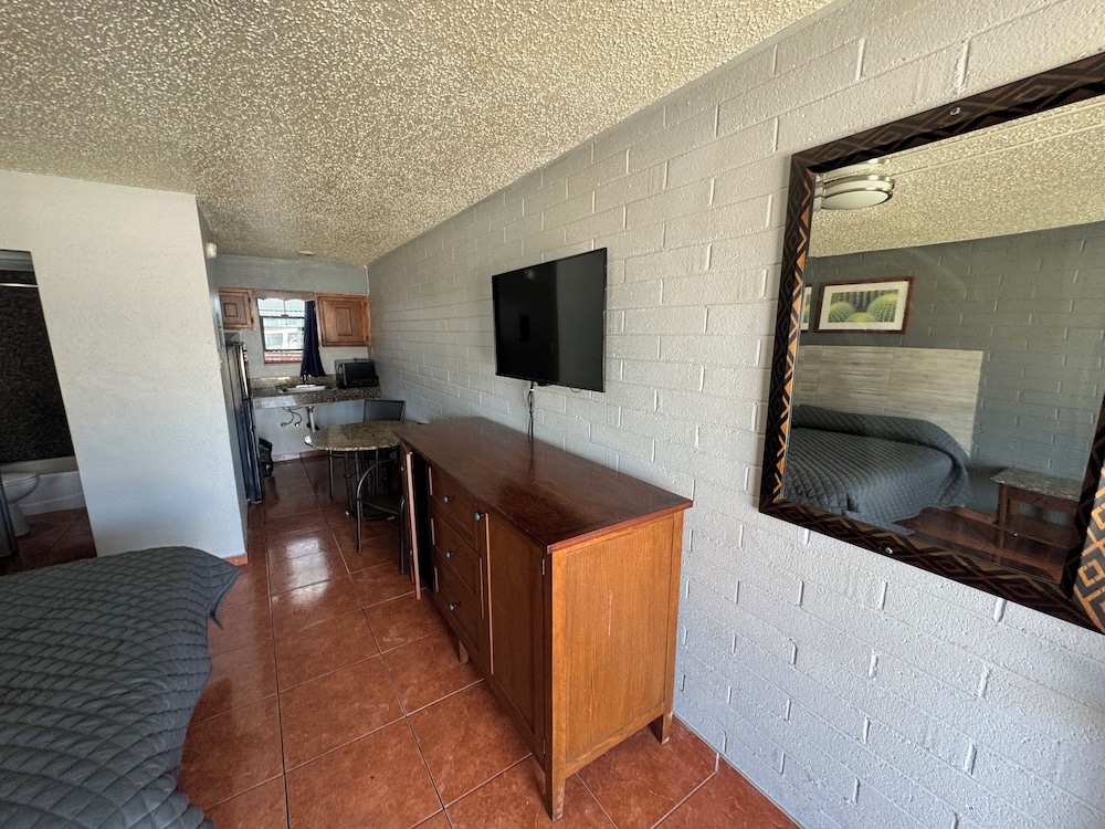 Rawls Motel Near Phoenix Airport - photo 8