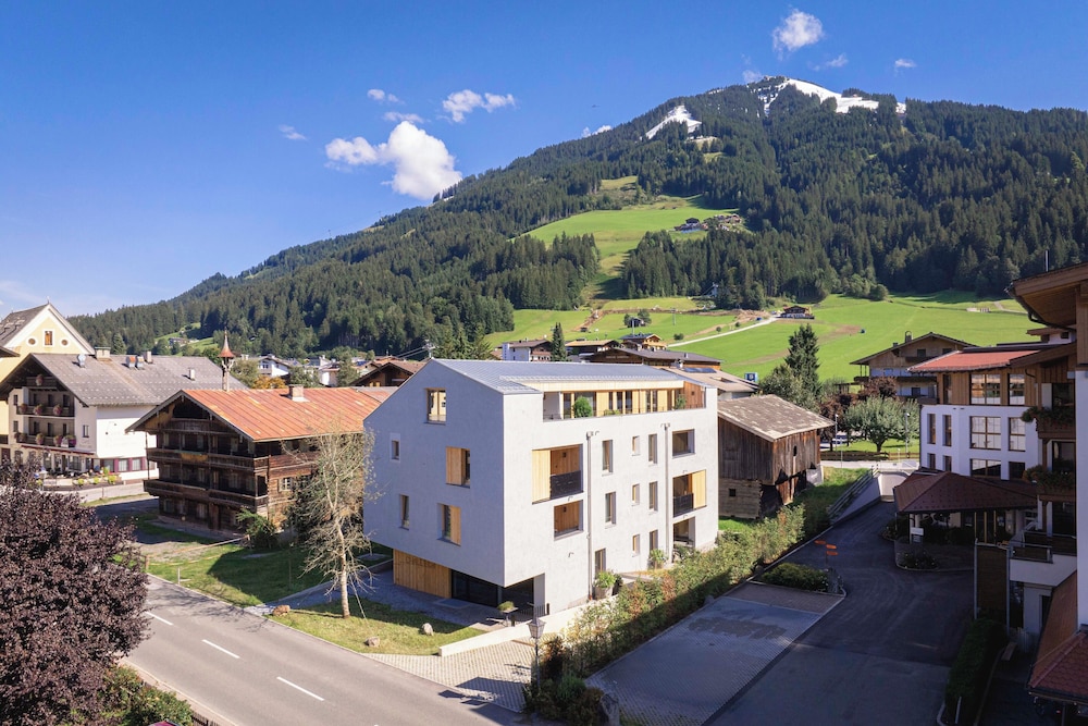 Chalet 104 Westendorf By Alps Resorts — 4-Star Luxury Hotel in Westendorf, Austria