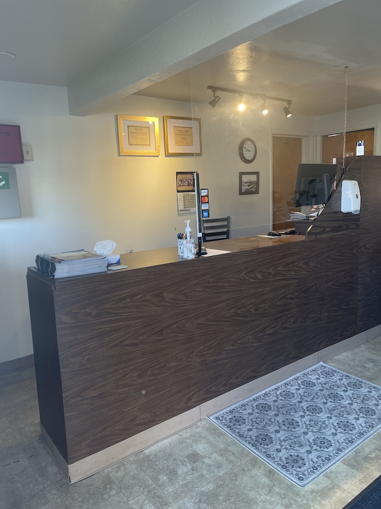 Crystal Motel - photo 18