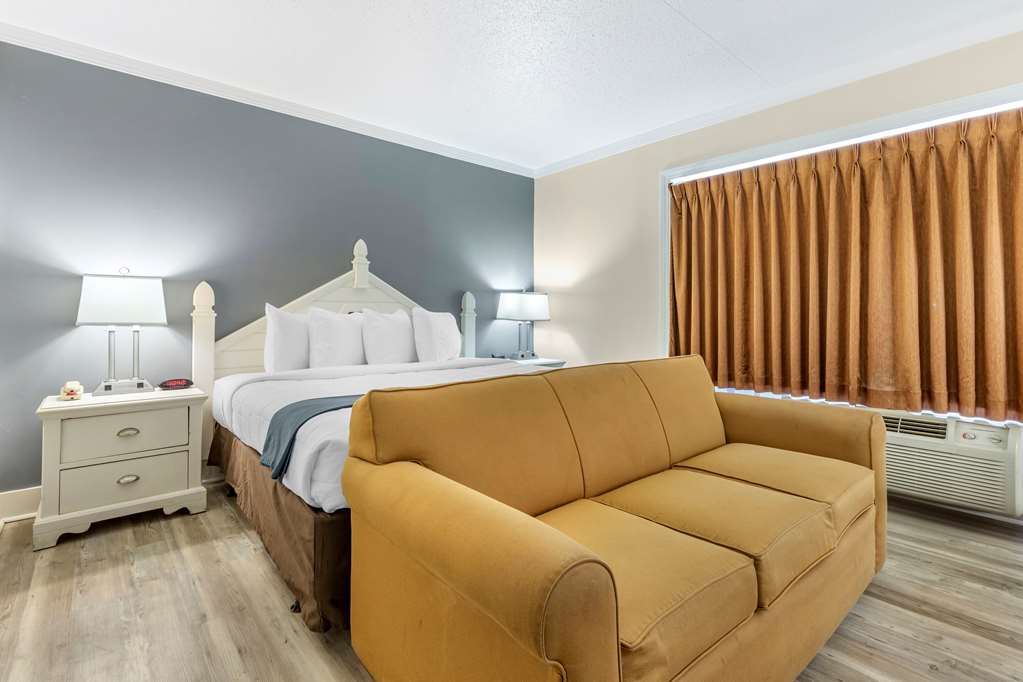 Econo Lodge Conway - photo 5