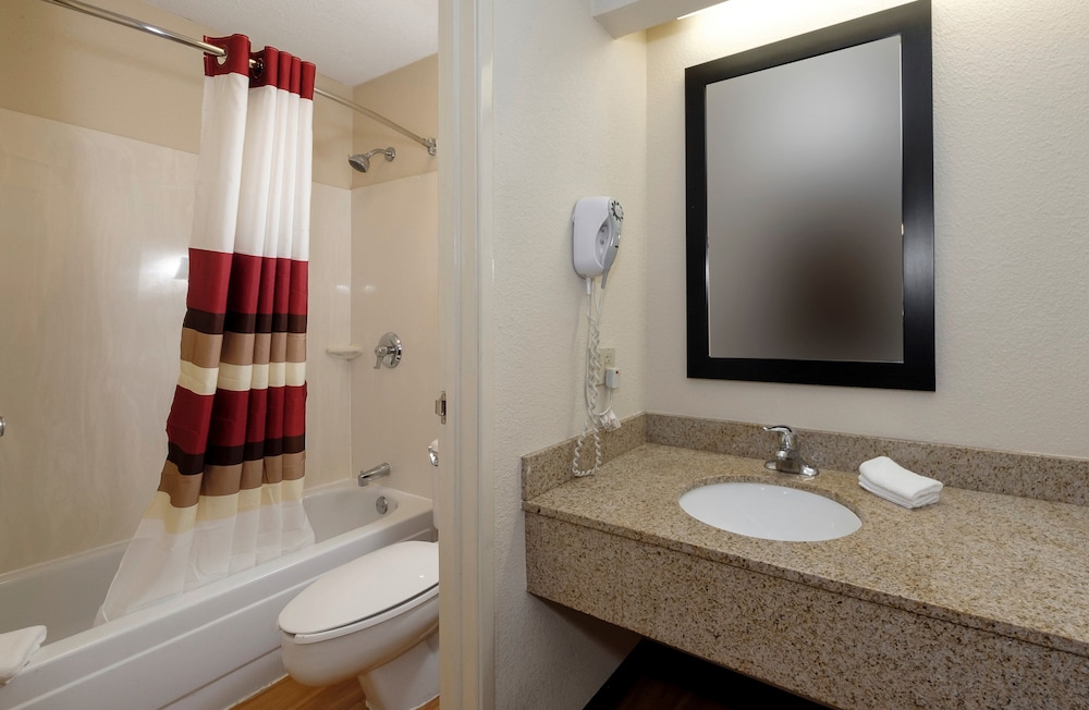Red Roof Inn Grand Junction - photo 17