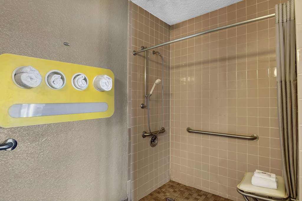 Motel 6 Dalton GA - photo 17