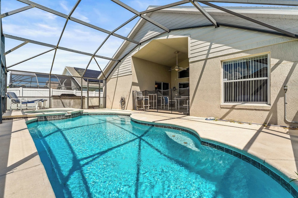 8095SD Jonathan's Executive Mansion 5 Br home by RedAwning — 4-Star Luxury Hotel in Kissimmee, United States