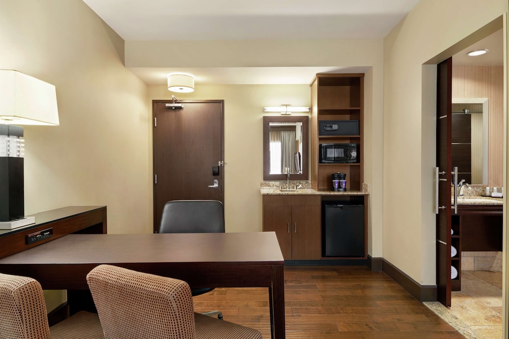 Embassy Suites by Hilton Salt Lake West Valley City - photo 13