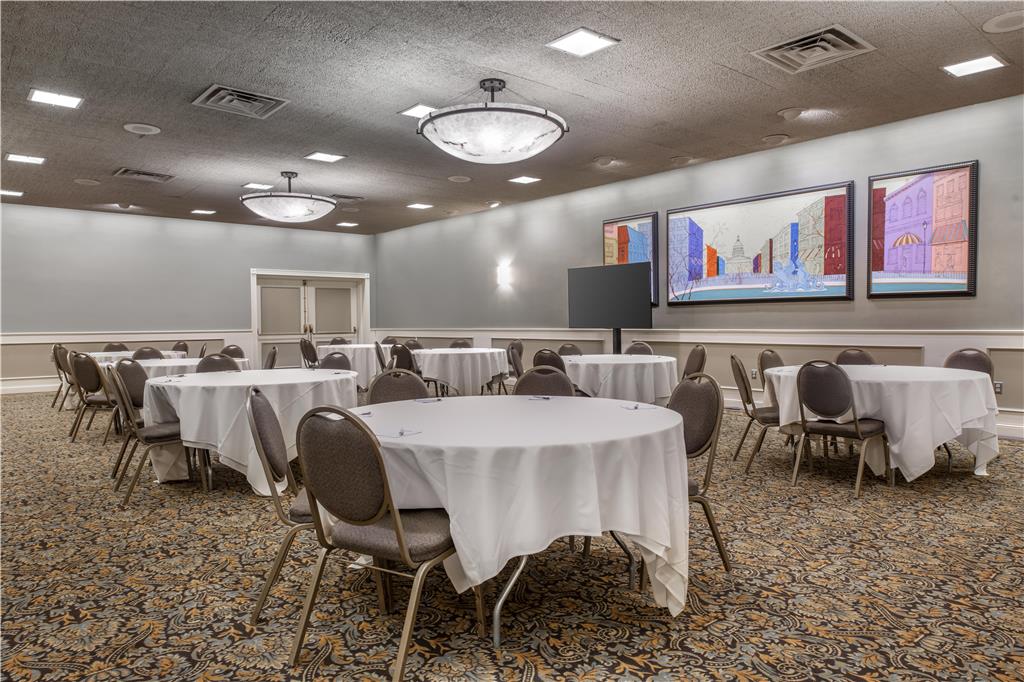 Best Western Plus The Normandy Inn & Suites - photo 68