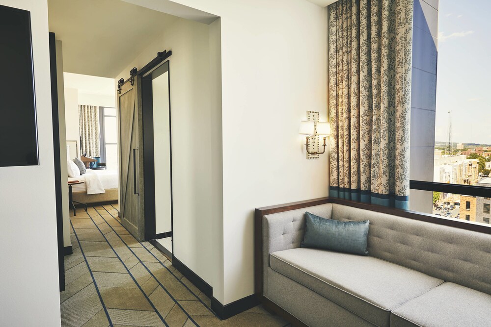 The Draftsman Charlottesville University Autograph Collection Hotel - photo 8