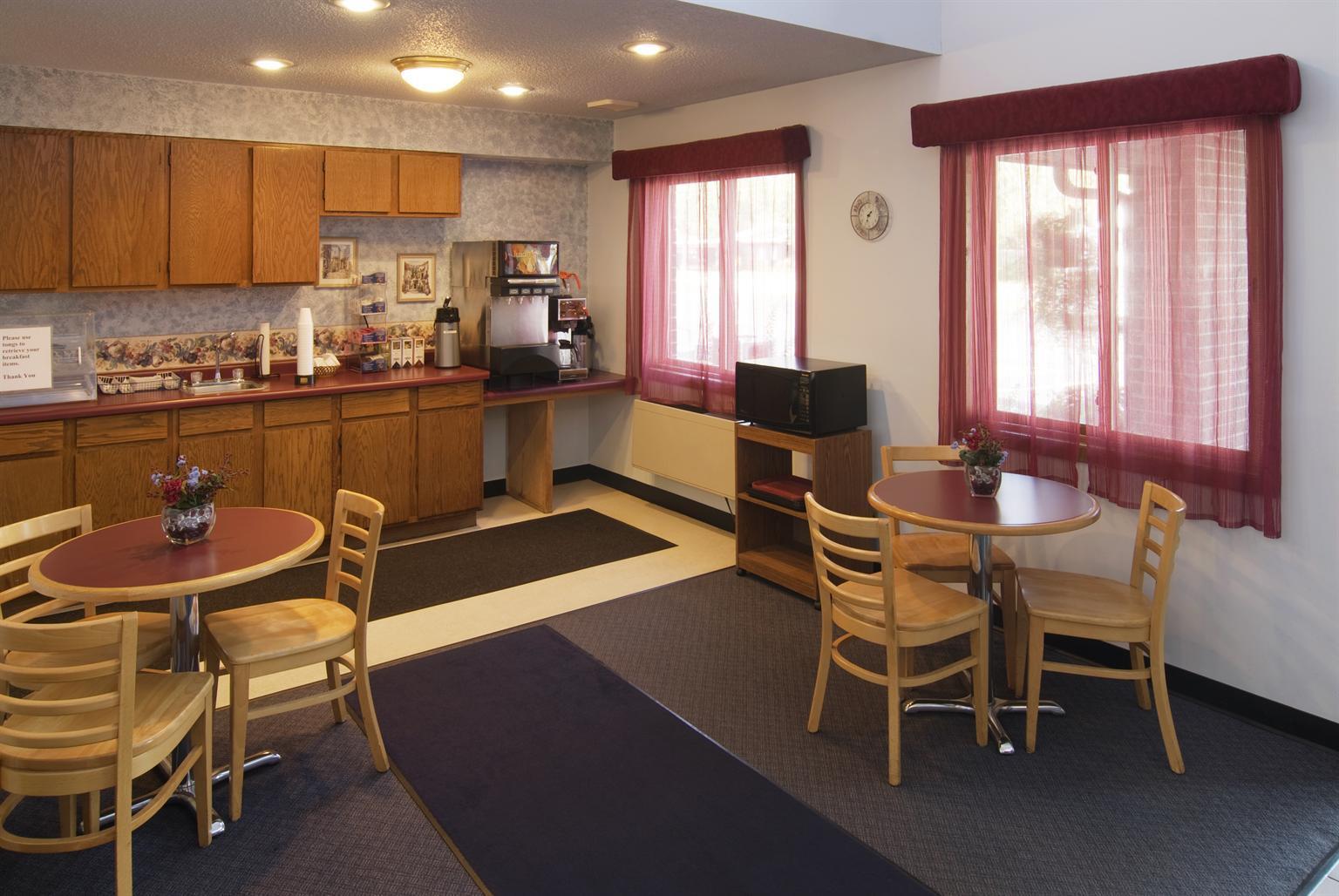 Americas Best Value Inn Wisconsin Rapids - photo 6