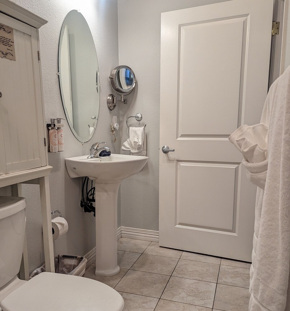 Capitola Hotel - photo 49