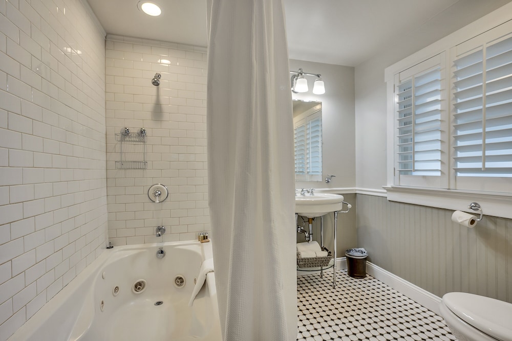 Craftsman Inn - photo 87