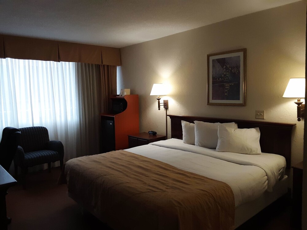 Norwood Inn Hudson in Hudson, United States