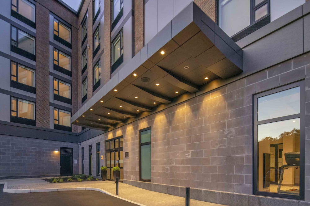 Staybridge Suites Boston Logan Airport Revere by IHG - photo 55