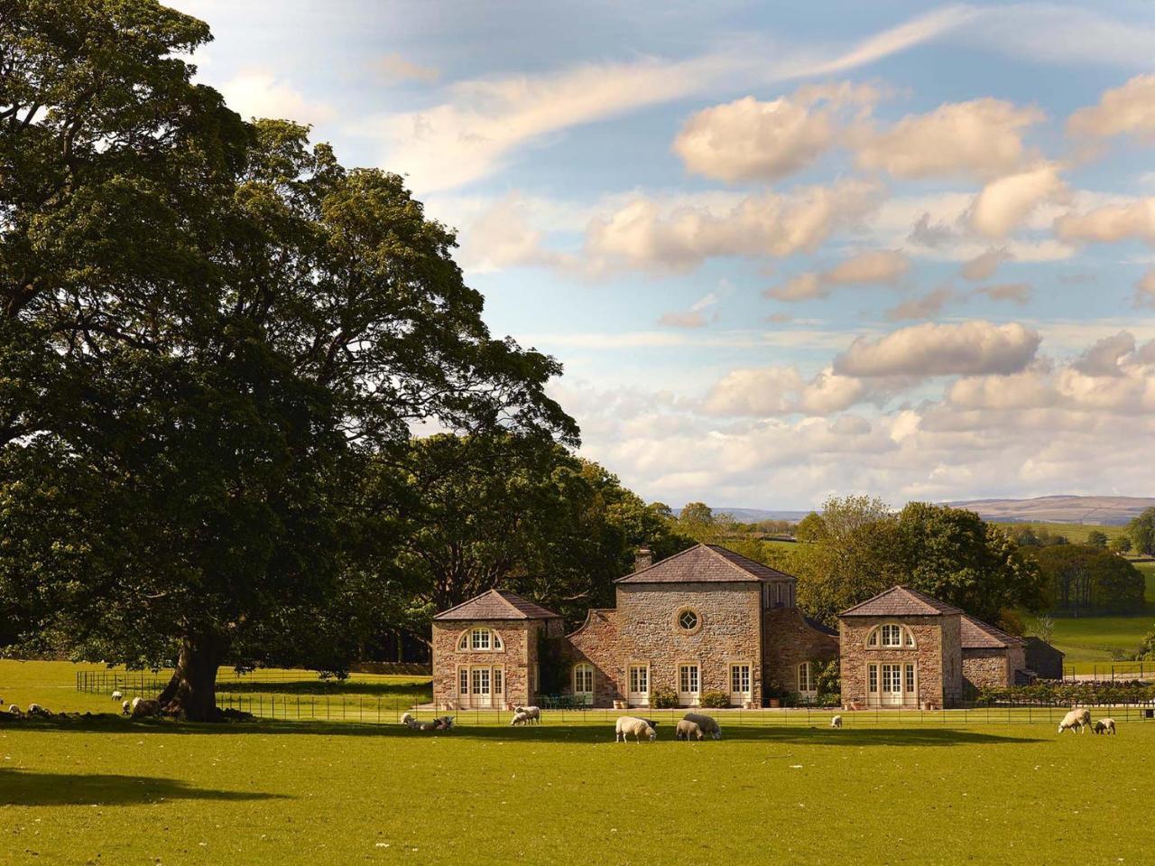 Willowmere By Birch Stays — Broughton