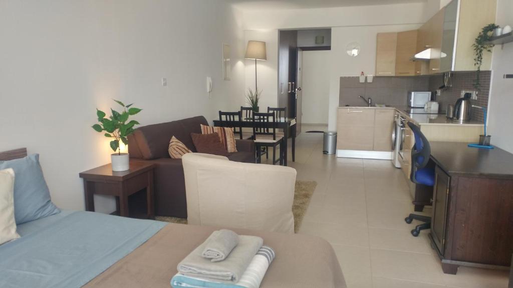 Pyla Gardens A202 Studio