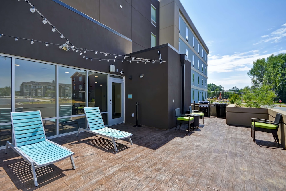 Home2 Suites by Hilton Rock Hill - photo 42