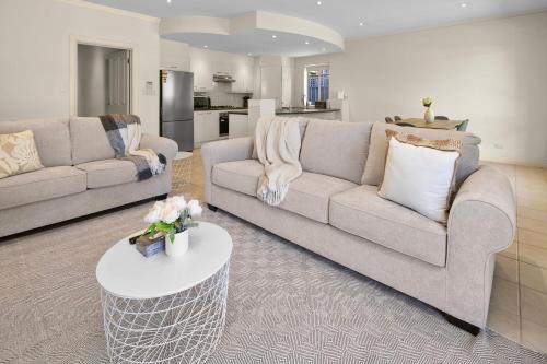Beaumont Bliss: 4BR 2 5BA Family Retreat — hotel in Glenunga