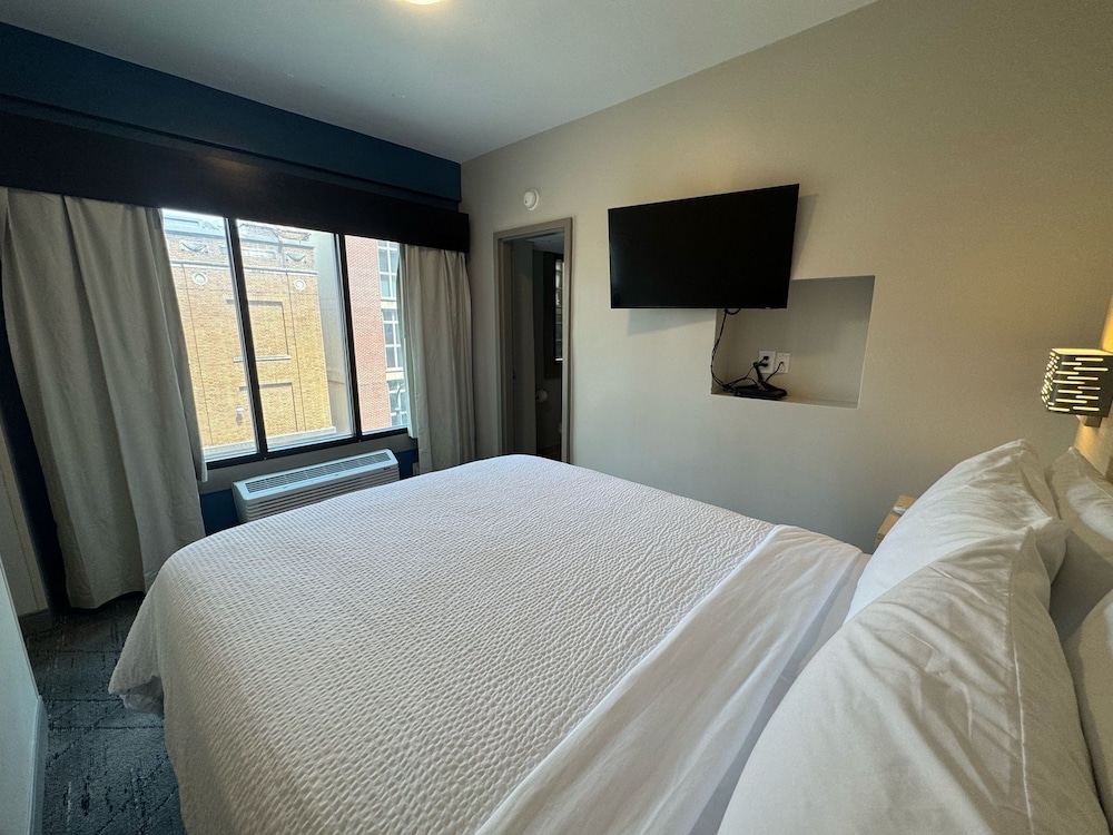 Holiday Inn Express & Suites Atlanta Downtown by IHG - photo 45
