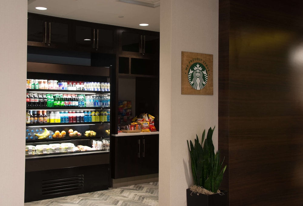 DoubleTree by Hilton Hotel Syracuse - photo 32