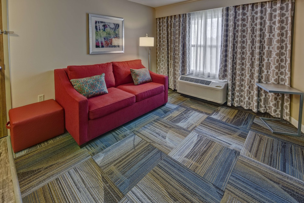 Hampton Inn & Suites Memphis Wolfchase Galleria - photo 24