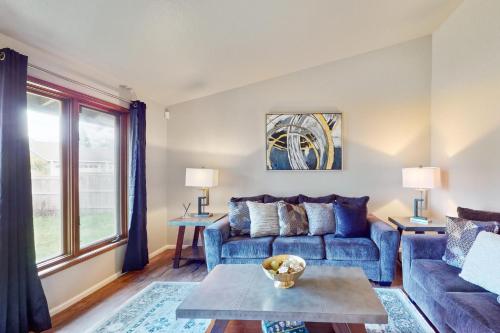 The Peaceful Den — Eugene