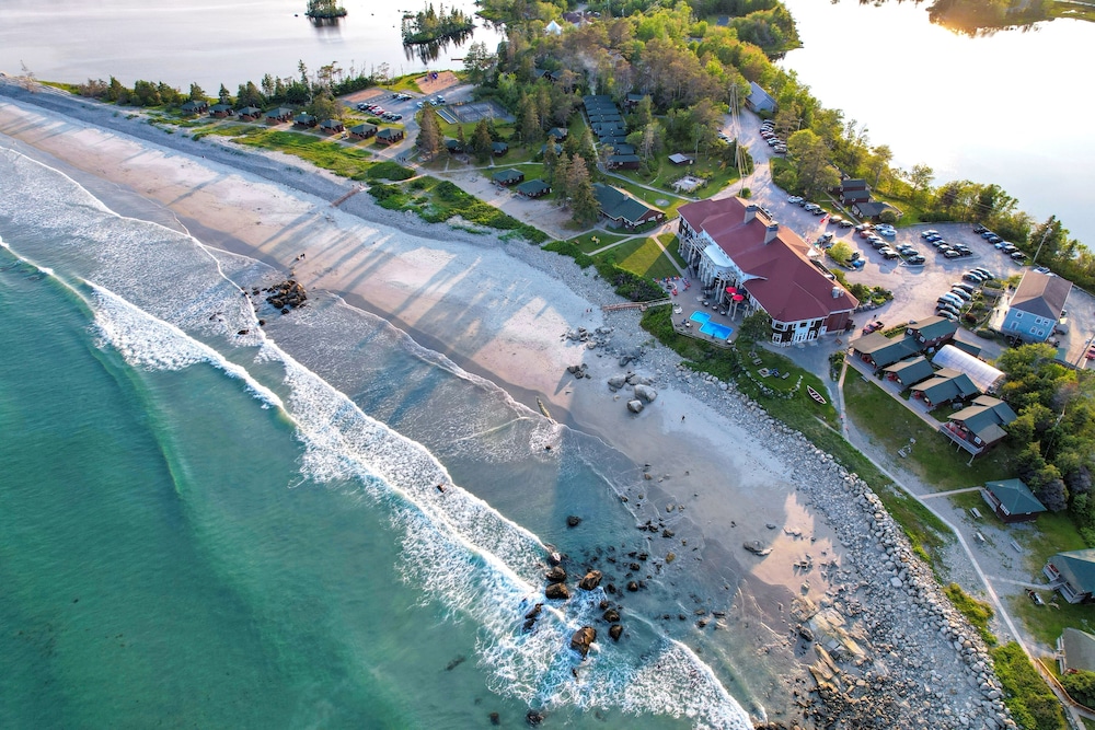 White Point Beach Resort — 4-Star Luxury Hotel in Digby, Canada