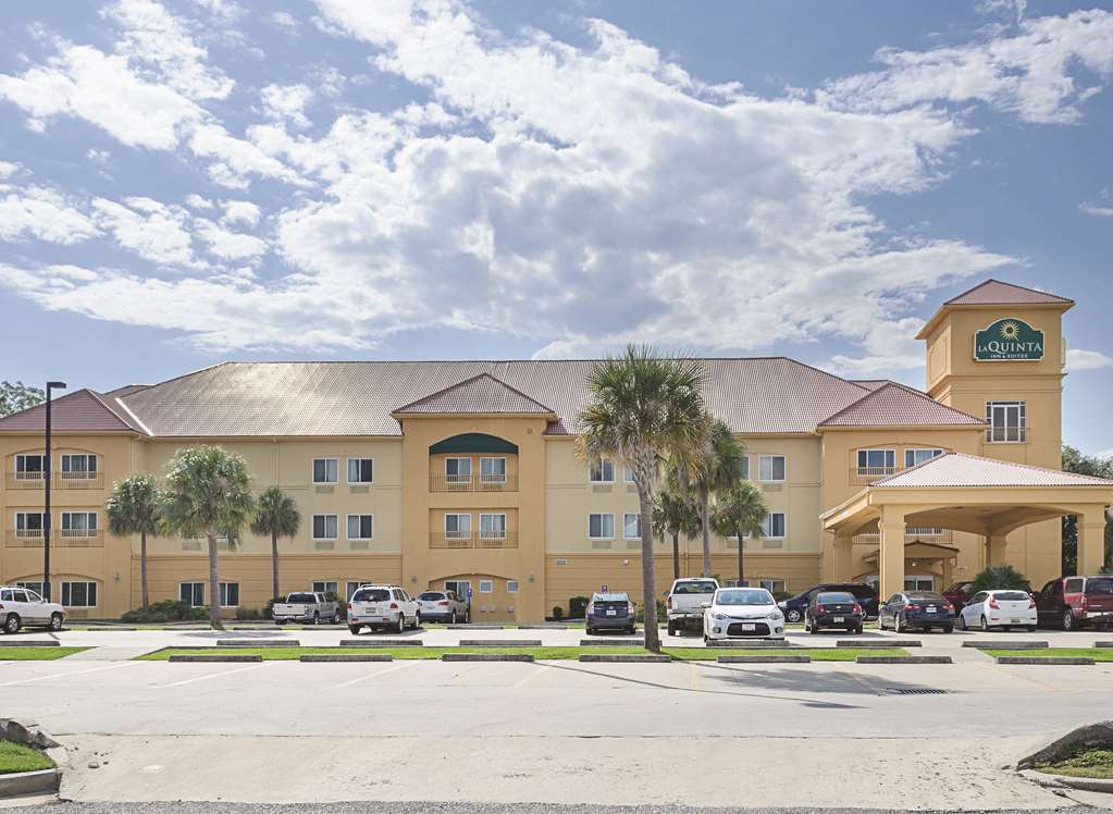 La Quinta Inn & Suites by Wyndham Biloxi - photo 4