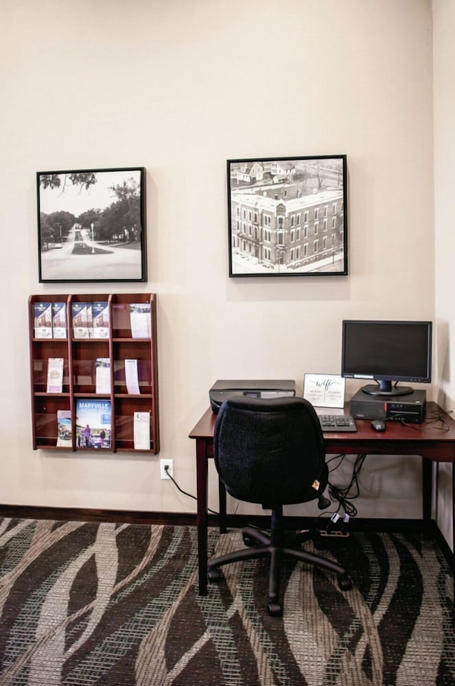 Cobblestone Inn & Suites Clarinda - photo 58