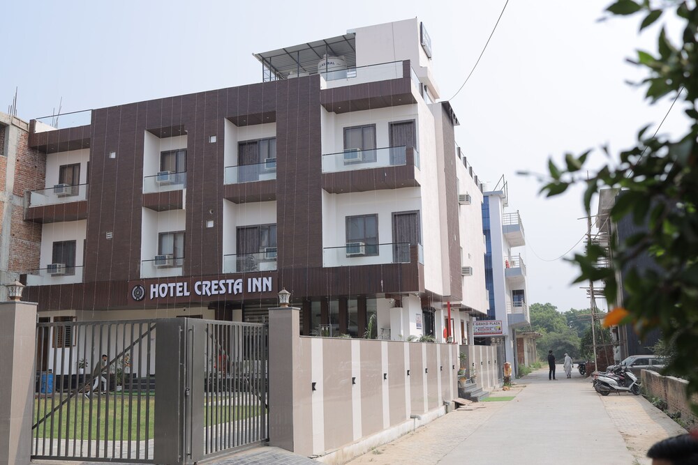 Hotel Cresta Inn - last minute hotel in Agra