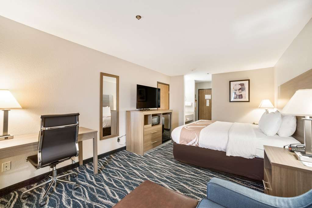 Quality Inn Effingham North - photo 14