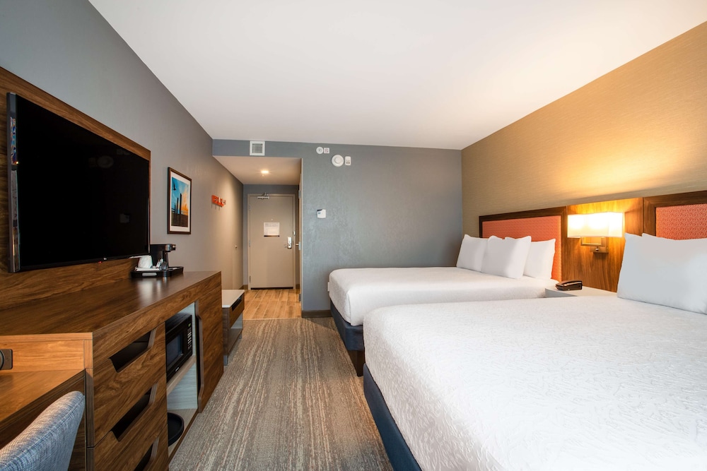 Hampton Inn & Suites North Port - photo 6