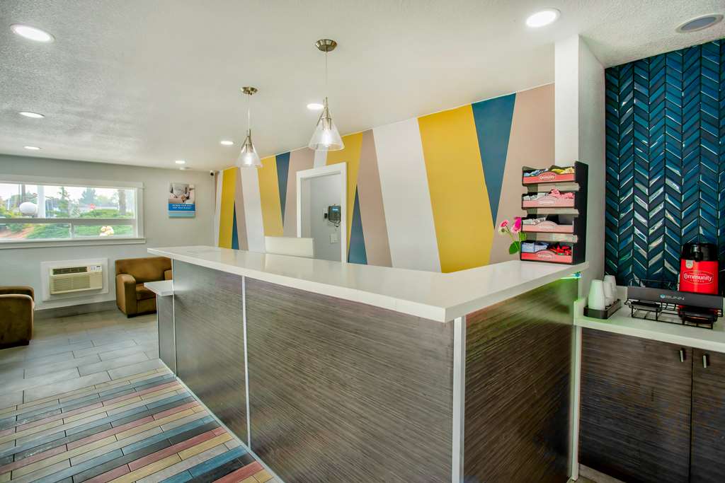 Studio 6 Suites Albany OR - photo 4