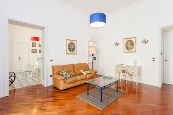 Al Maschio Angioino Castel Nuovo